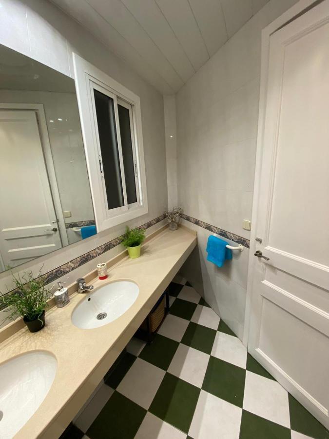 Rooms Tetu Barcellona Esterno foto