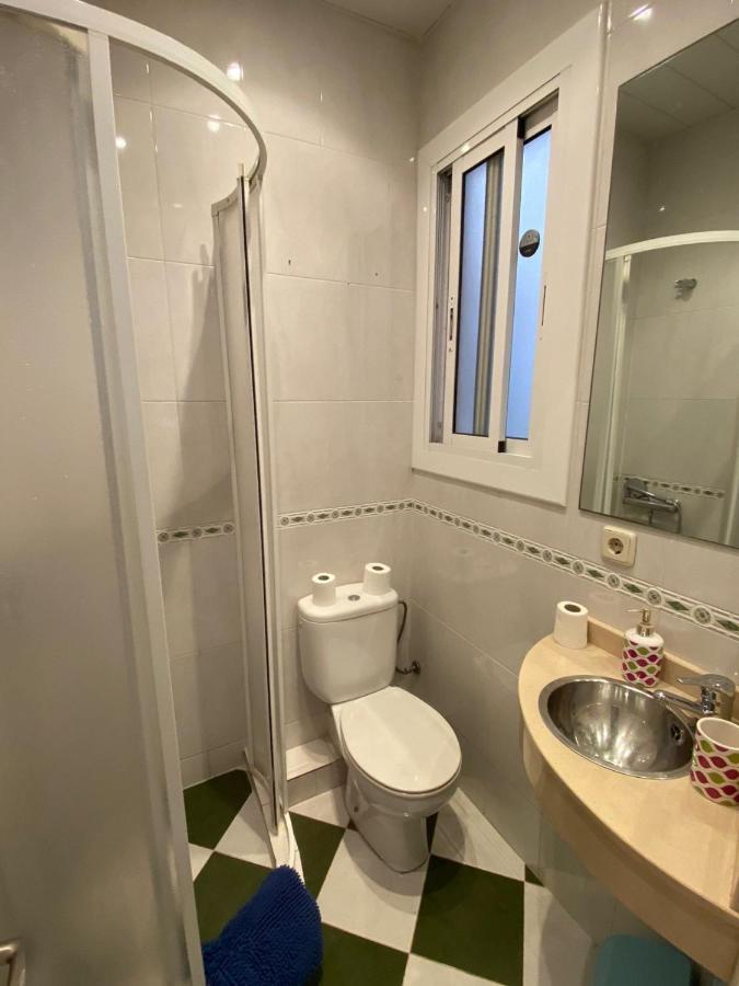 Rooms Tetu Barcellona Esterno foto