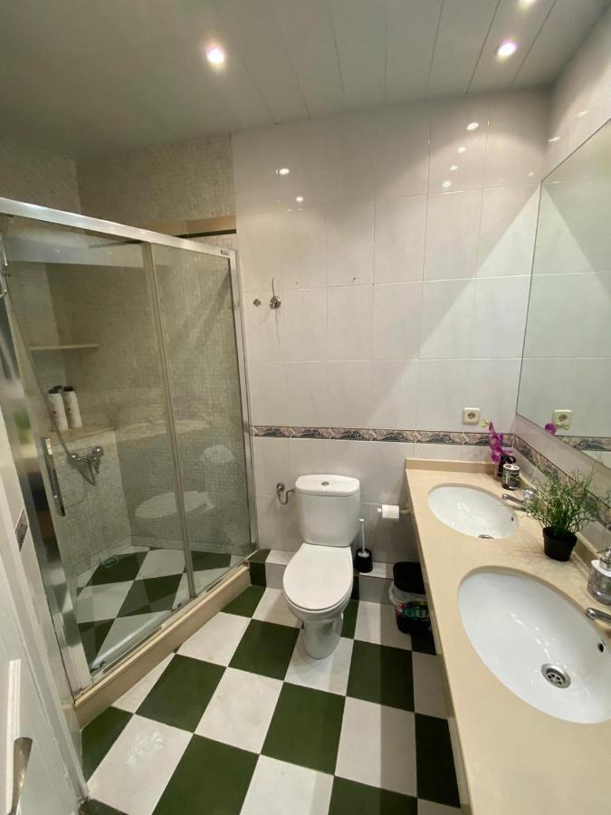 Rooms Tetu Barcellona Esterno foto