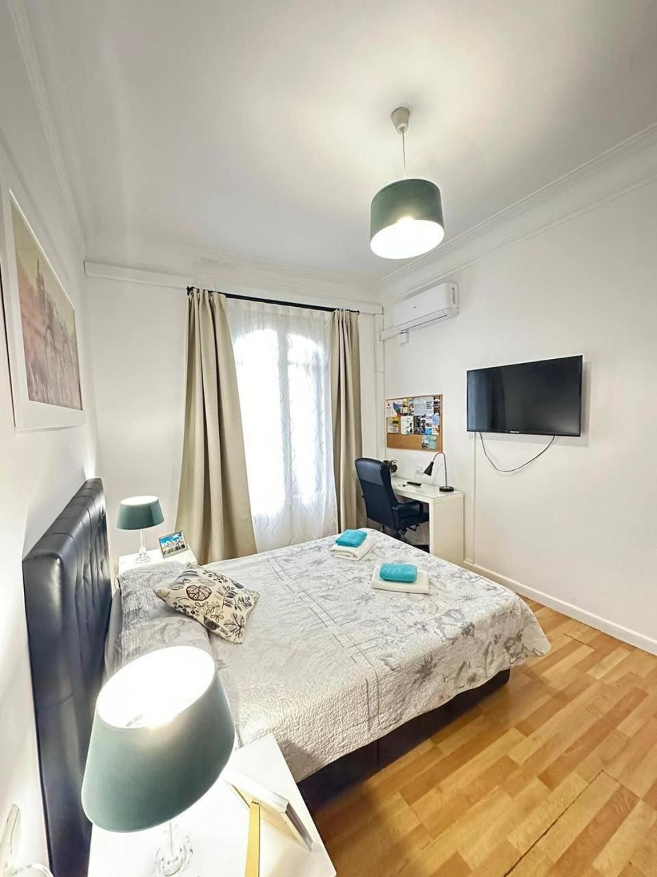 Rooms Tetu Barcellona Esterno foto
