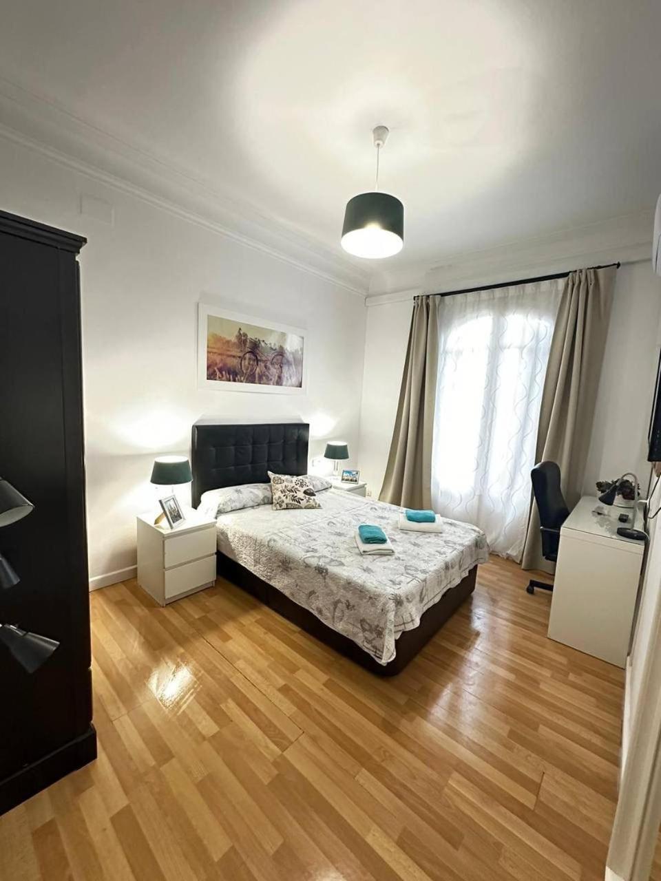 Rooms Tetu Barcellona Esterno foto